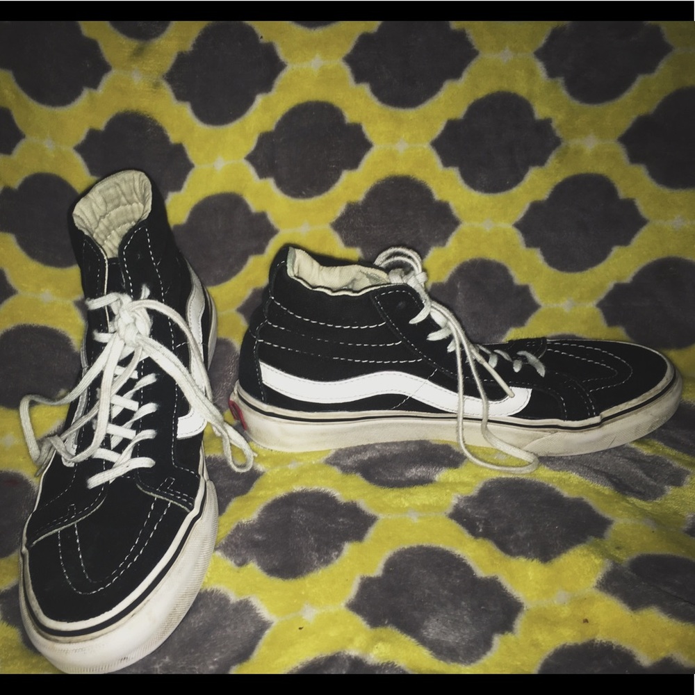 Gently Worn Sk8-Hi’s